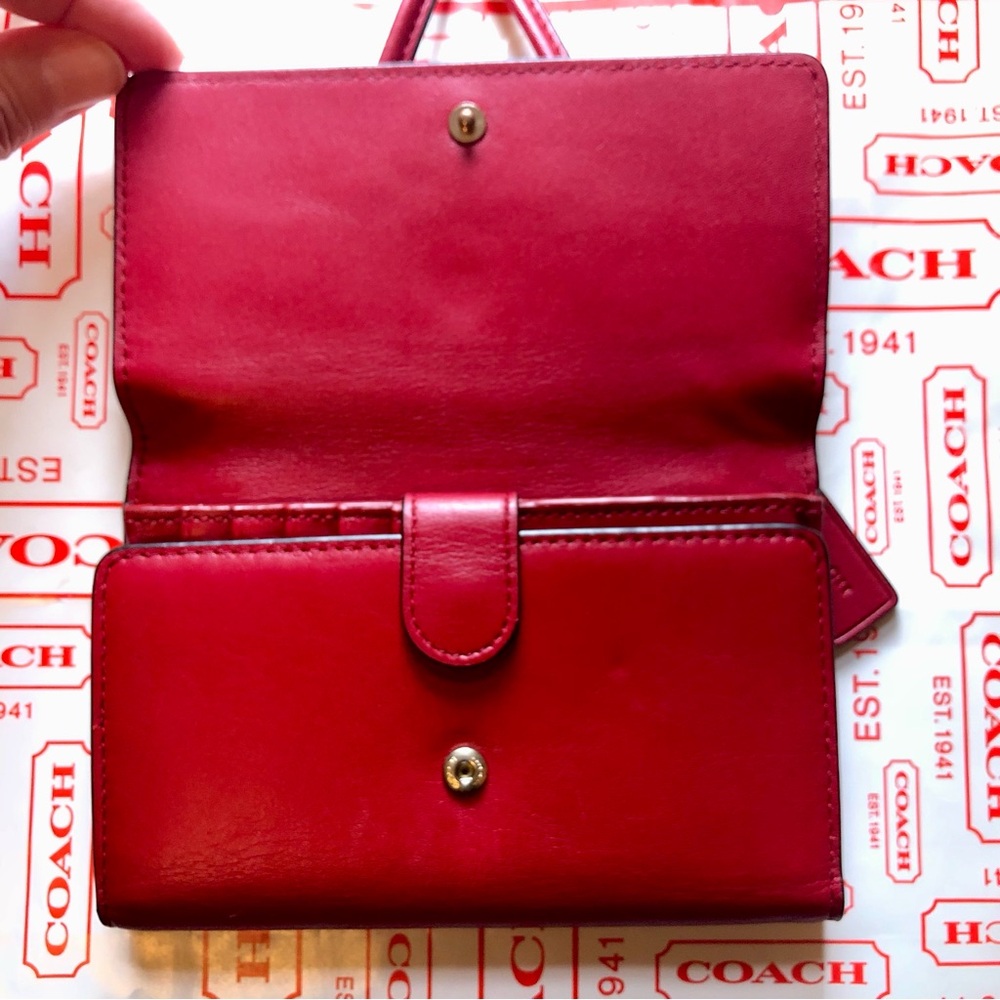 Coach Swing Wallet - Picture 8 of 12